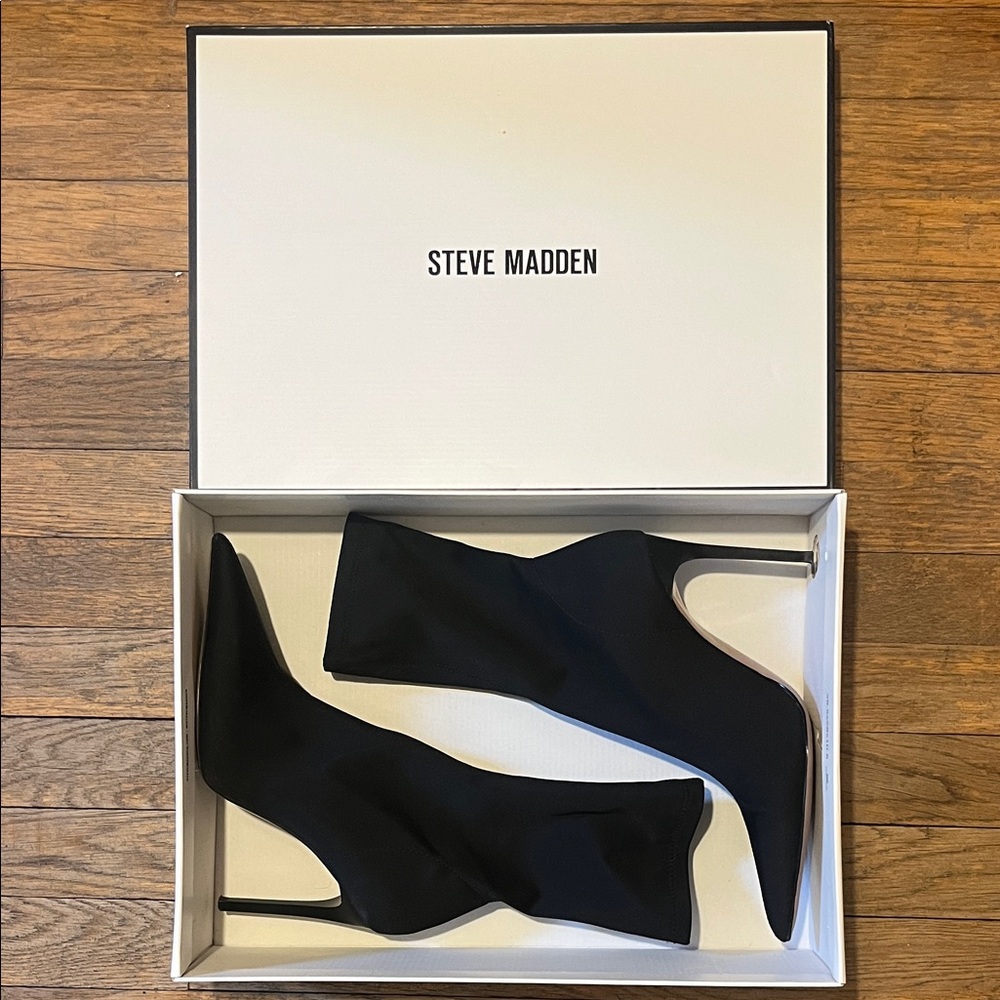 Steve Madden Elegant Black Heeled Boots